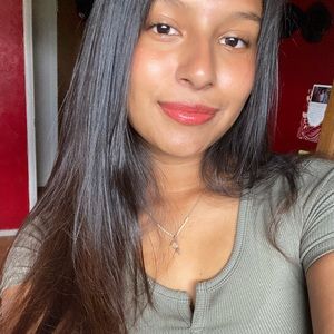 Meet your Posher, Danalyn